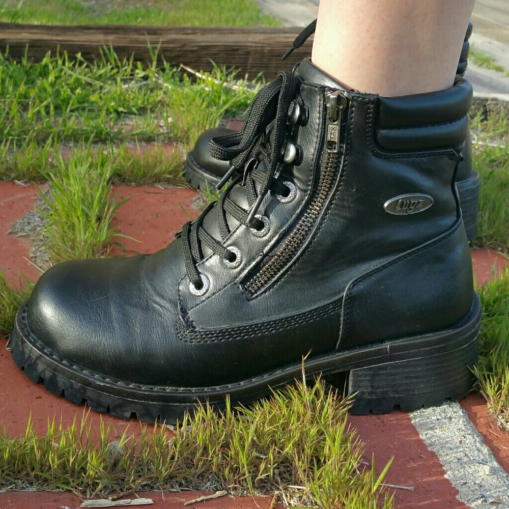 WOMEN’S FLIRT HI ZIP 6-INCH BOOT (LIKE NEW)